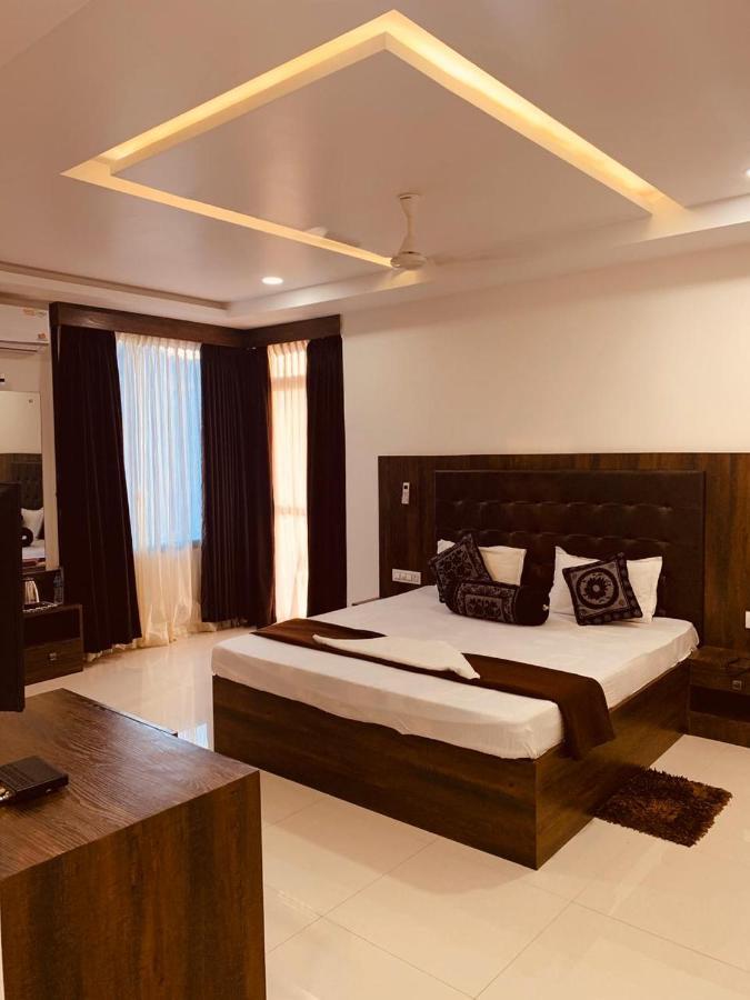 גוקרנה Regulus Resort מראה חיצוני תמונה